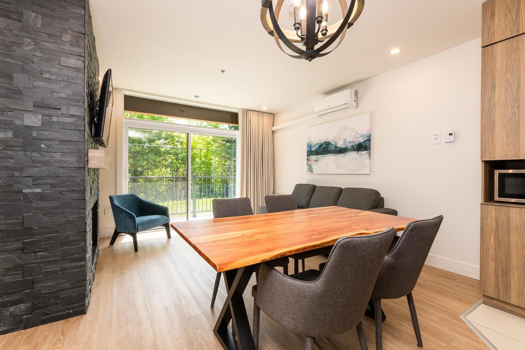 Les Appartements Du Massif De Charlevoix Петит-Ривиер-Сен-Франсоа Стая снимка